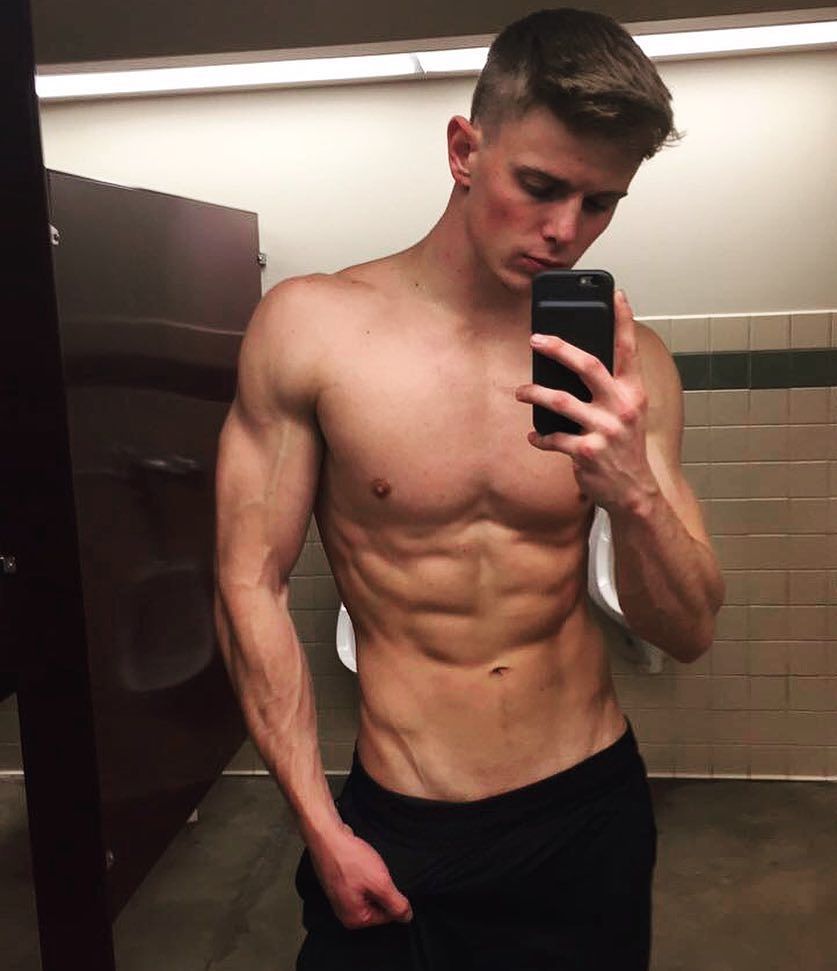 handsome-shirtless-fit-college-bros-selfies