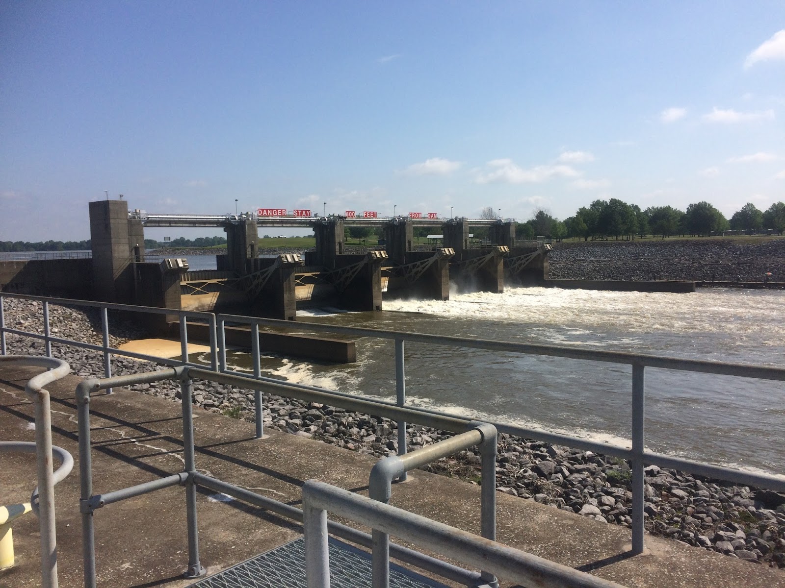 Lucky Us Adventures Day 25 to Midway Marina at Fulton, MS