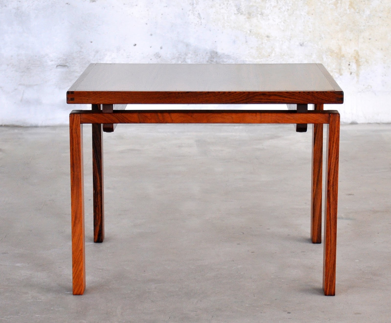 SELECT MODERN Danish Modern Rosewood End or Side Table