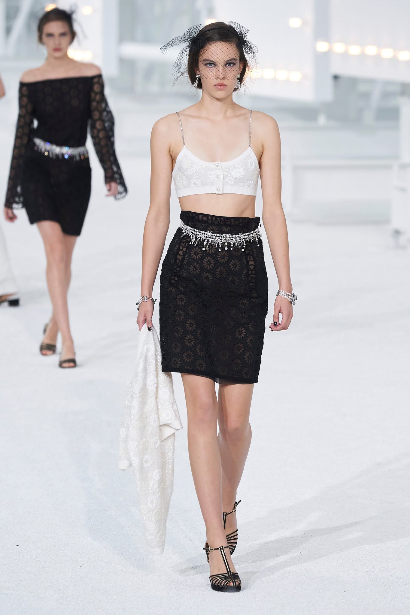 CHANEL: PURE GLAM