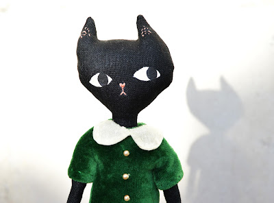 https://www.etsy.com/fr/listing/240838141/jackie-la-petite-poupee-chat-fabriquee-a?ref=pr_shop