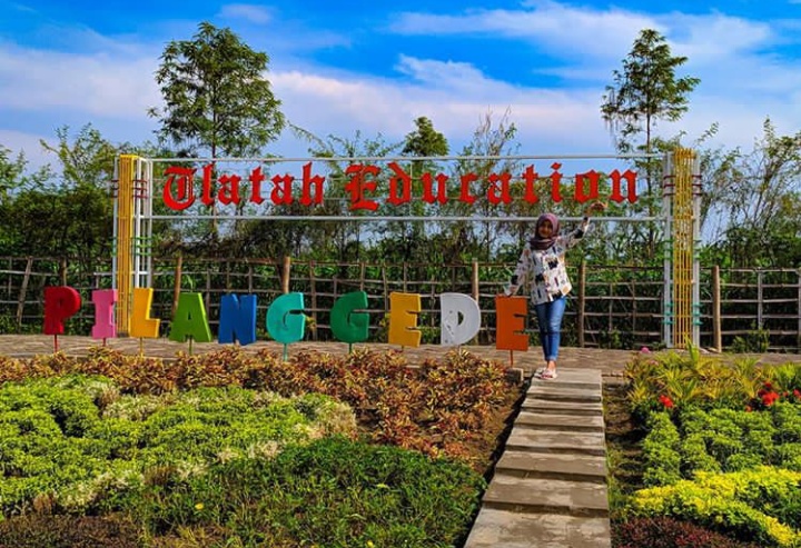 Dowes29.com: Taman Pinggir Nggawan Balen Bojonegoro Tiket ...