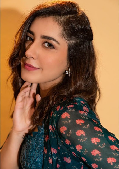 Raashi Khanna