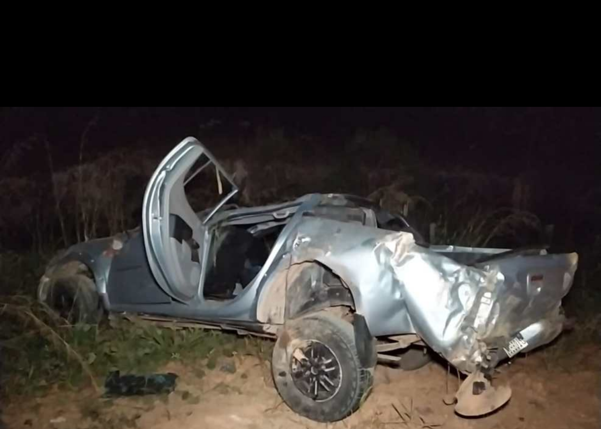 Homem morre e duas pessoas ficam feridas em acidente de carro na PA-275 - Portal Pebão Homem morre e duas pessoas ficam feridas em acidente de carro na PA-275 - Portal Pebão
