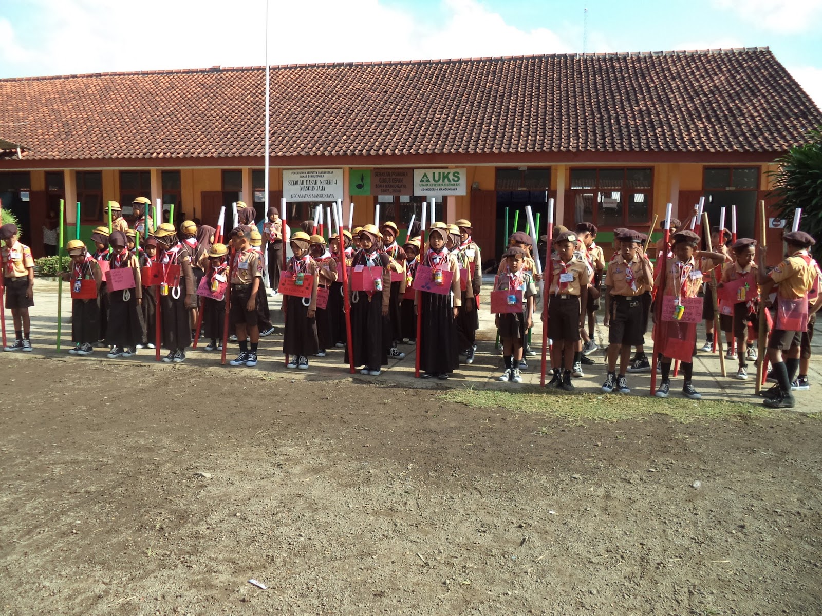 UPACARA PEMBUKAAN PERSAMI PETIK PASGAL ANGKATAN VII 2013