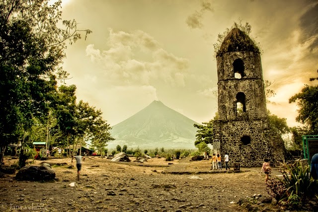 Happy Pill: Cagsawa Ruins