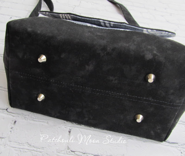 Patchouli Moon Studio~ The Allure in Gray & Black