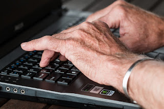 Content writer Content writer