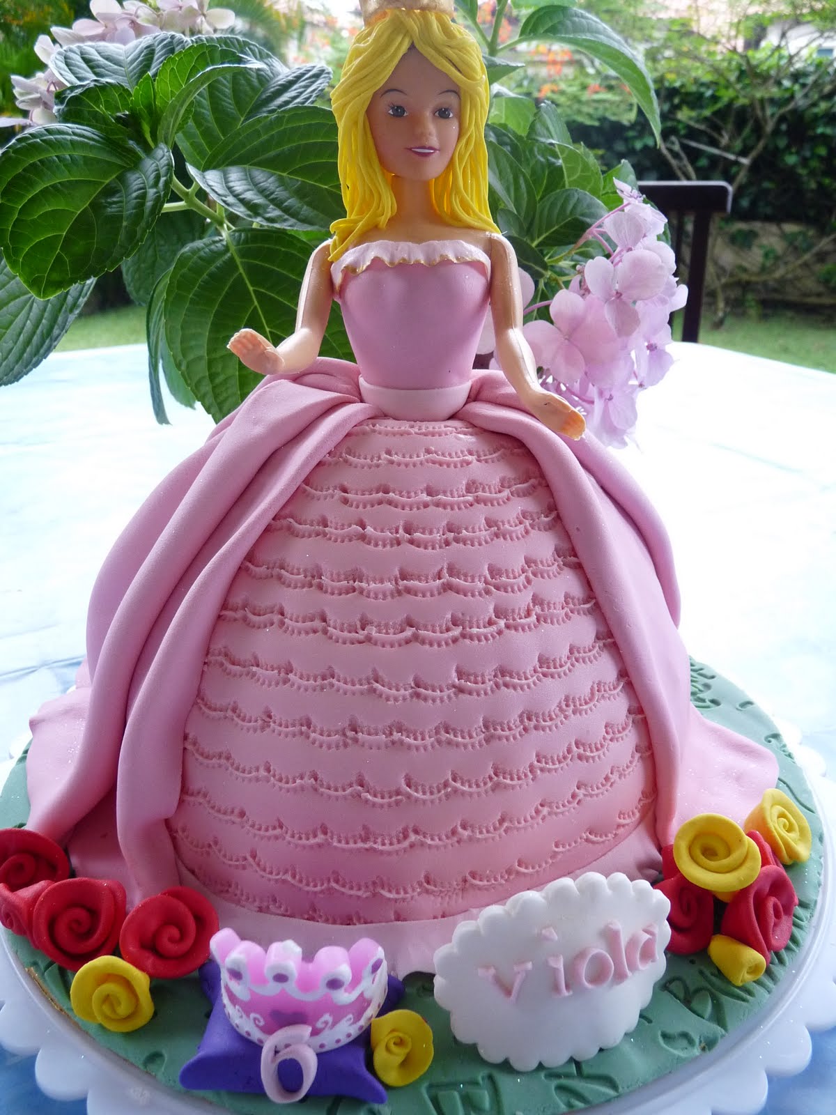 Heavenly Cake Creations Doll Cakes