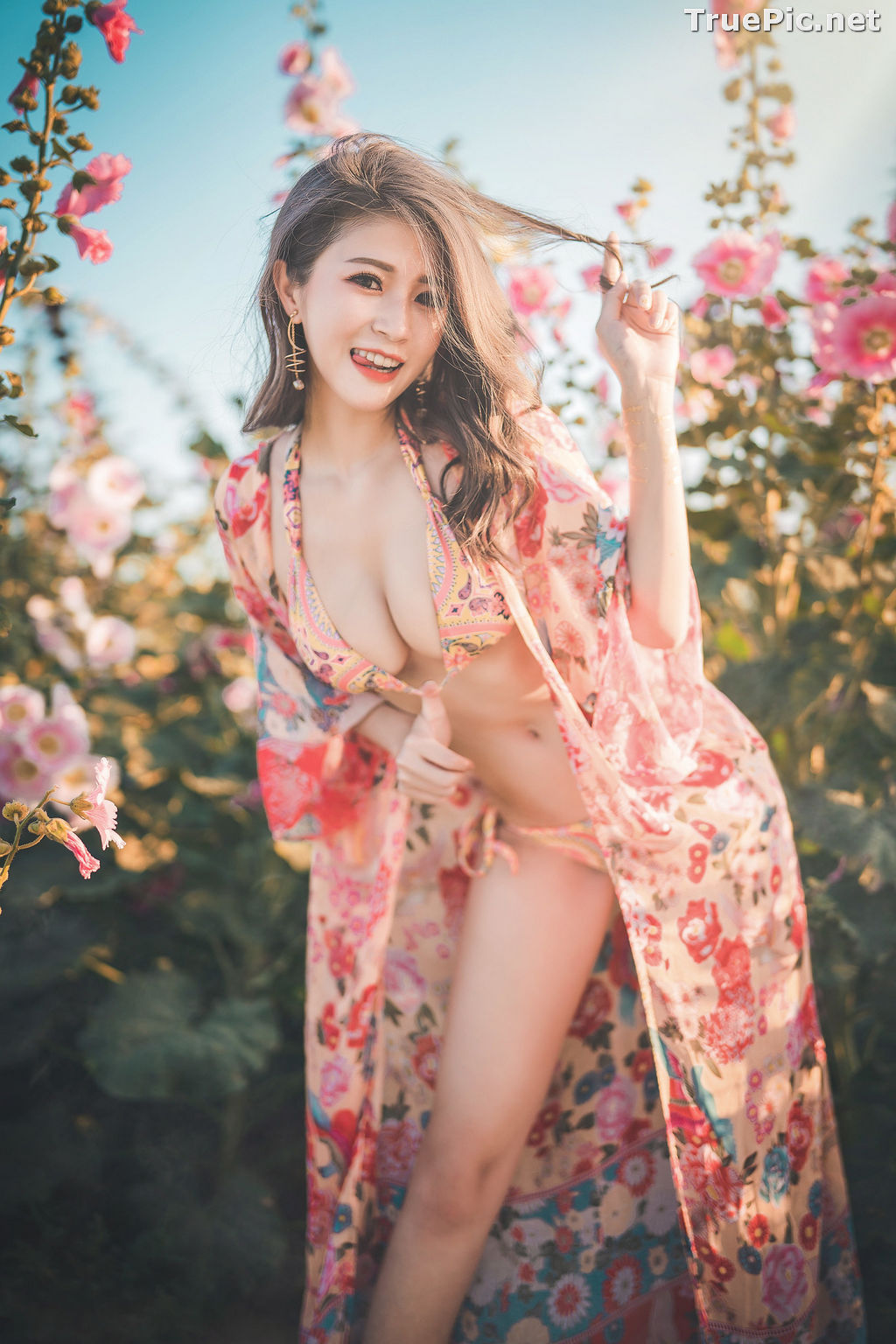 Image Taiwanese Model - 珈伊Femi - Sexy Beautiful Girl at Hollyhock Garden - TruePic.net - Picture-46