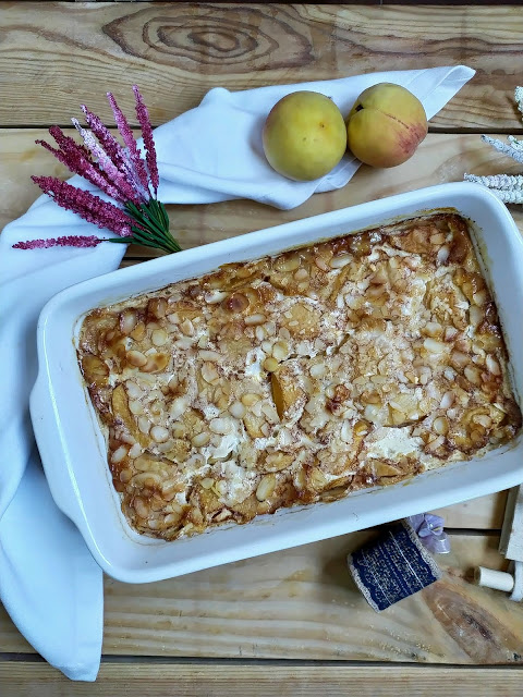 Tarta de duraznos. Receta, fruta, postre de verano, temporada, sencillo, fácil, rápido, rico, saludable. Cuca