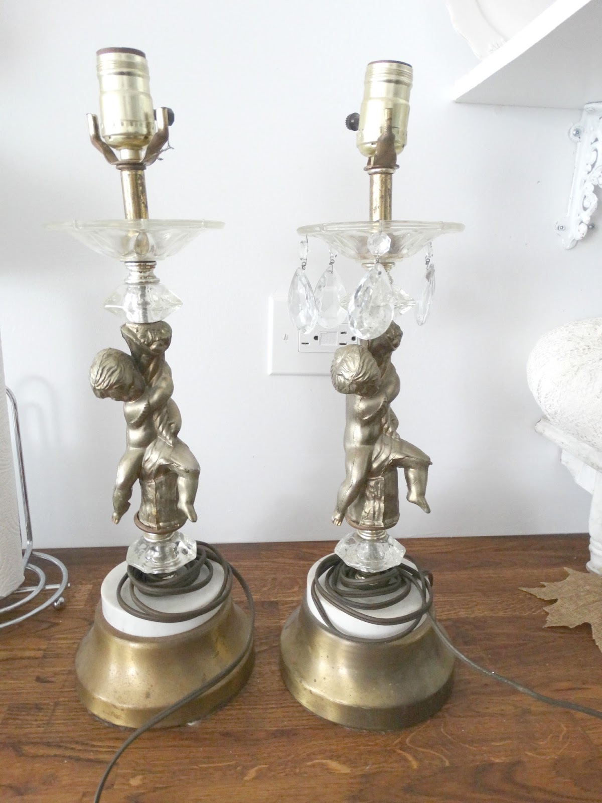 Junk Chic Cottage: New Location For An Old Mantel