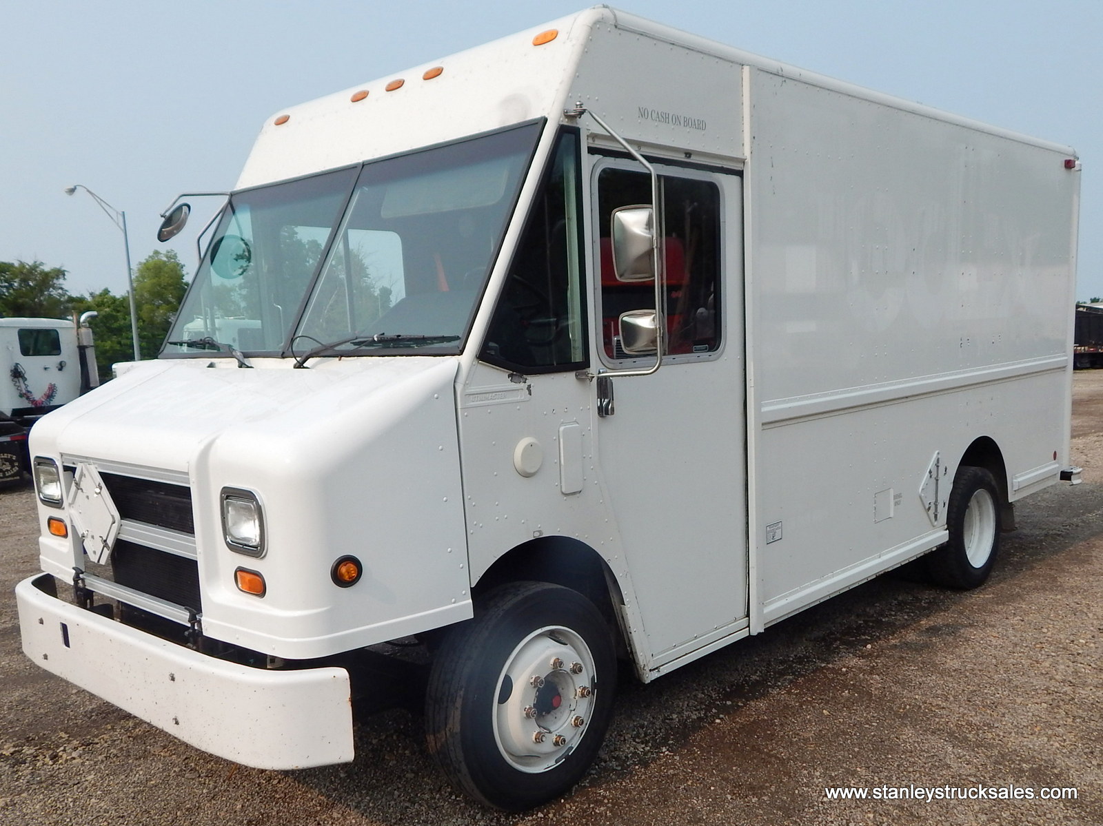 Used Semi Trucks, Used Trailers, Equipment, Heavy Duty Truck Parts