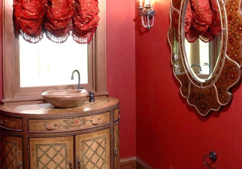 Red Bathroom Decoration