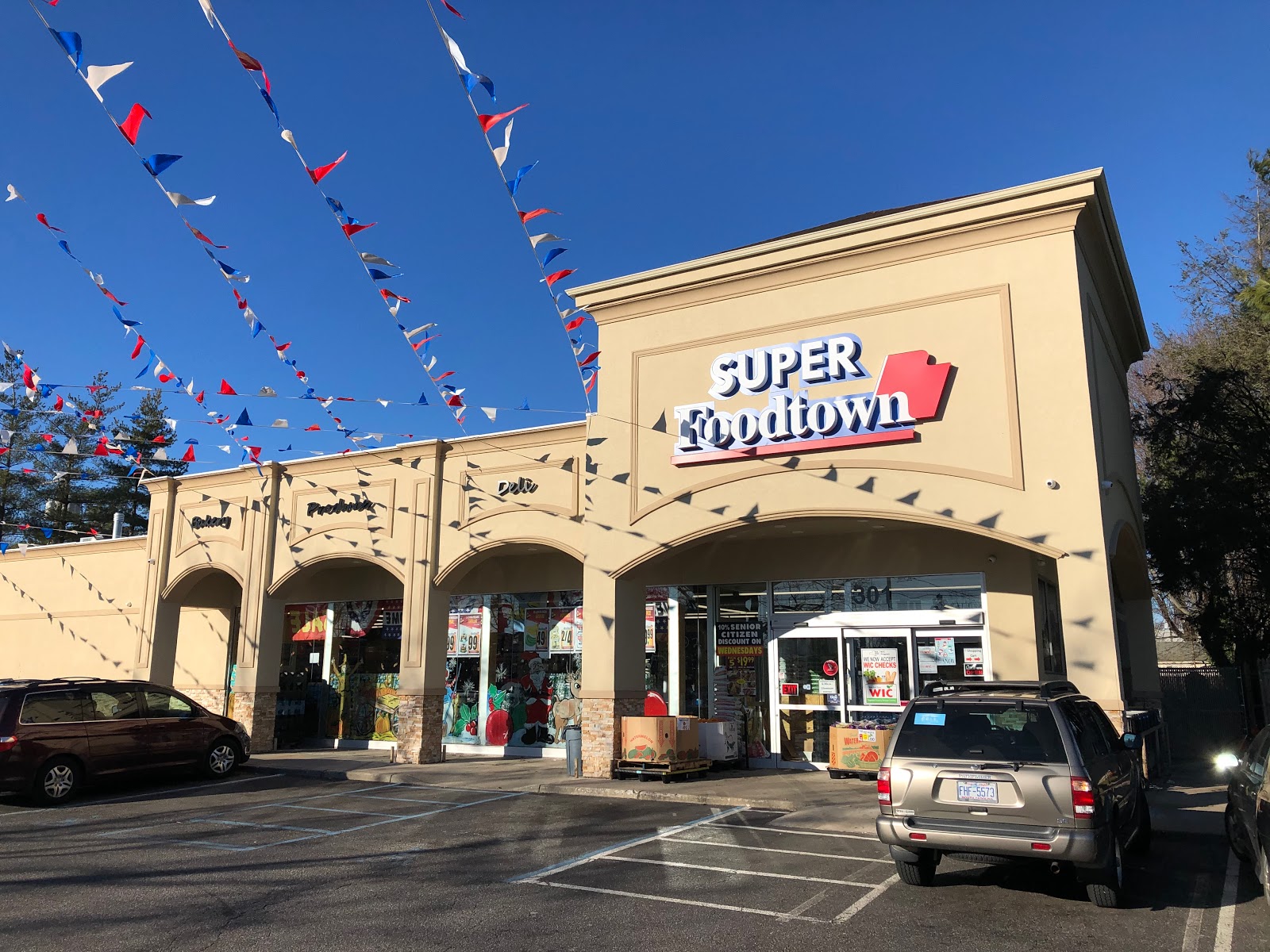 ShopRite replacing old Foodtown in Wall