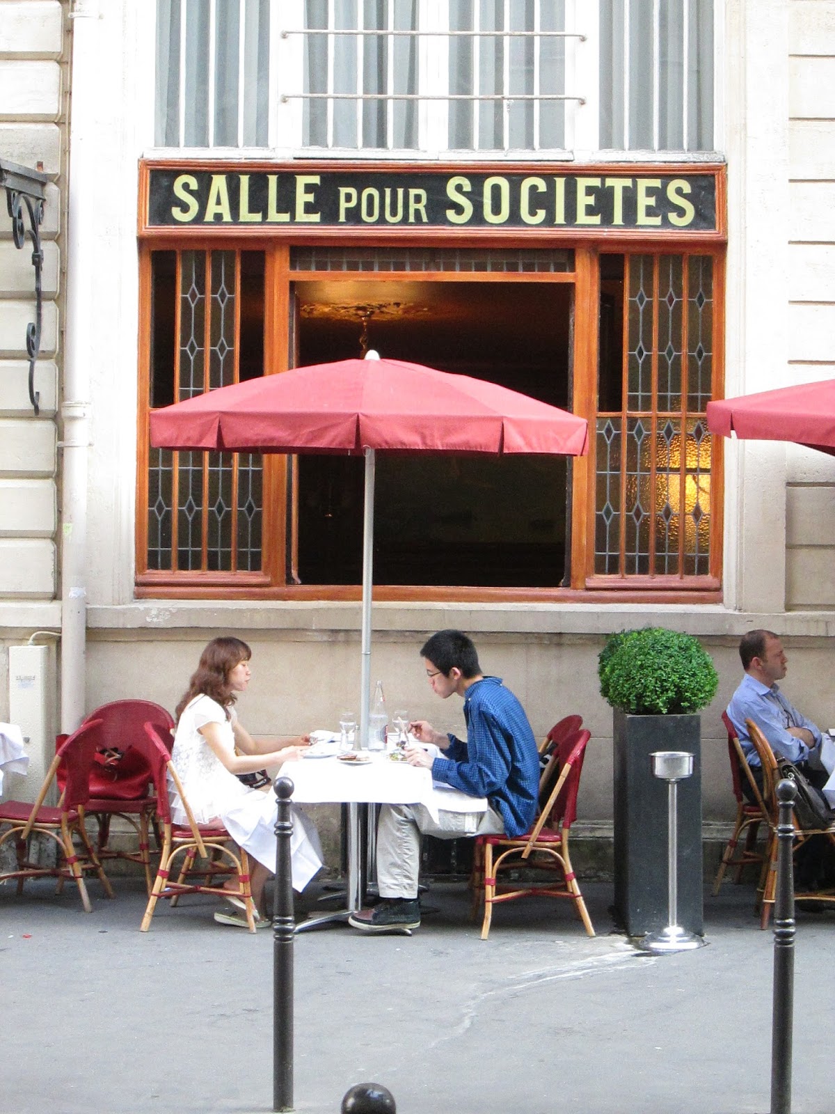 Pardon my French in Paris...: Cour des petites écuries