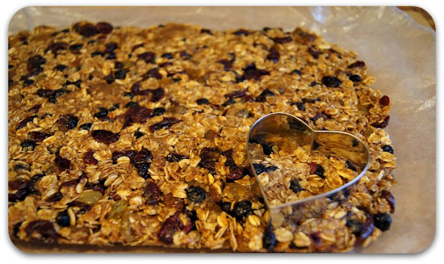 healthy_preschool_toddler_valentines_day_snack_granola