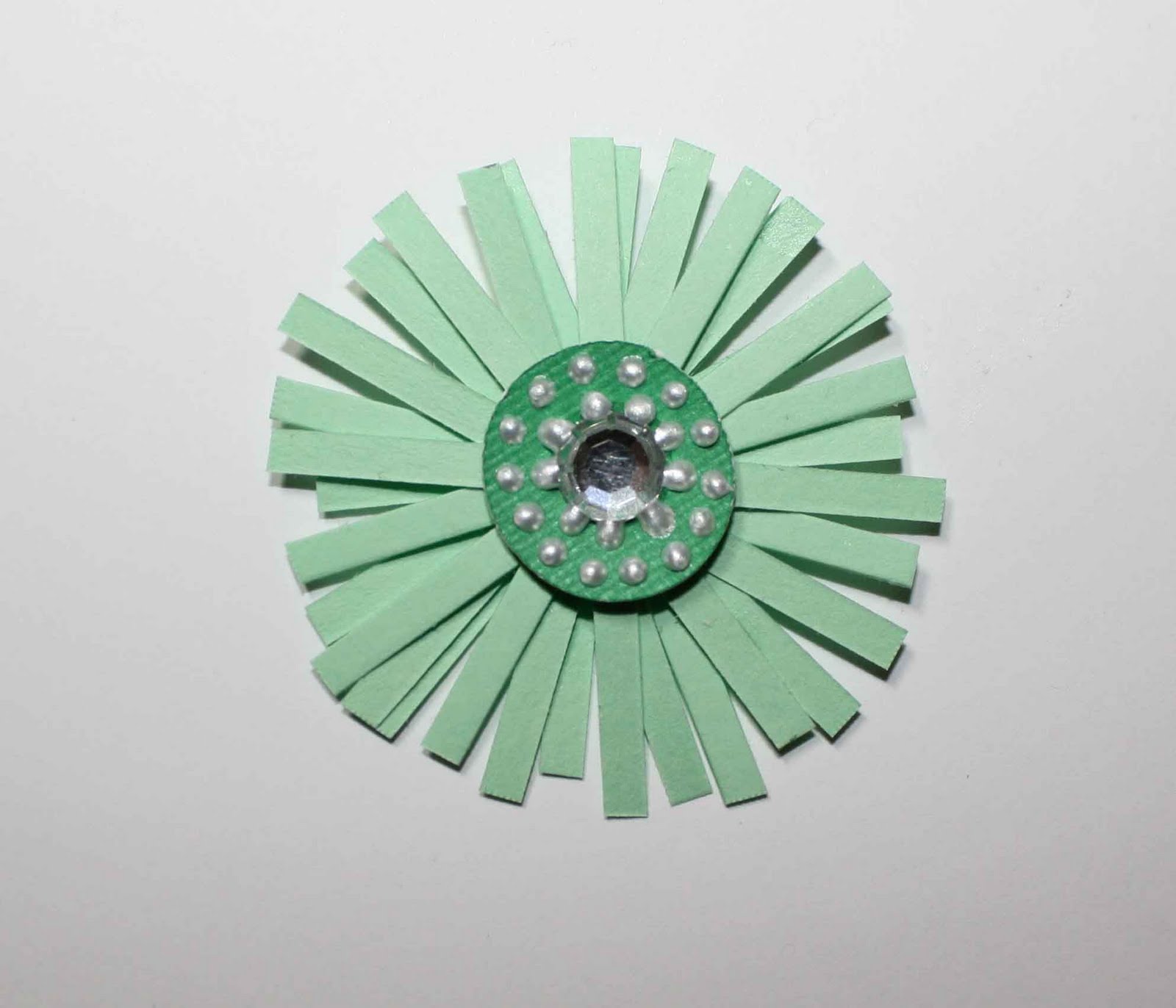 Ideas for Scrapbookers Rafia Flowers