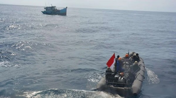 Terobos Laut Indonesia, 2 Kapal Komunis Vietnam Disergap TNI