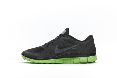nike run utility shield