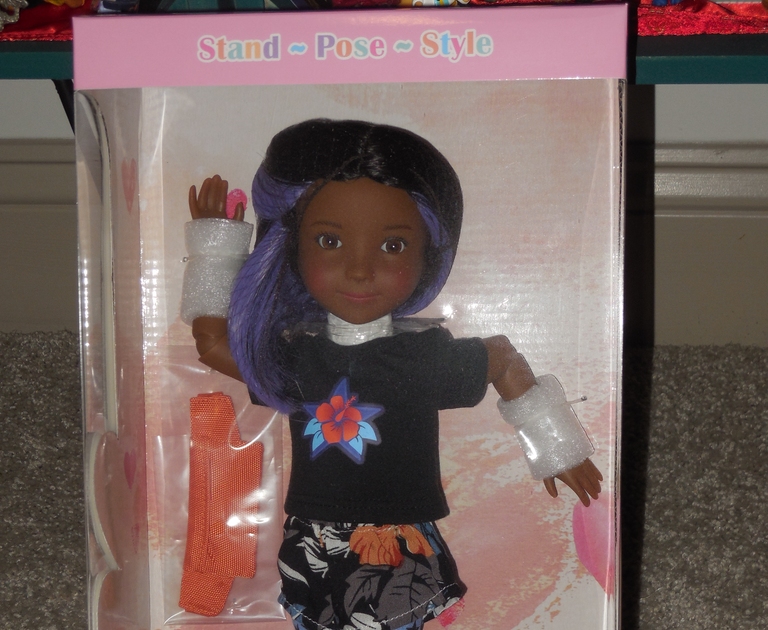 Veni Vidi Dolli REVIEW Ruby Red Fashion Friends Siblies Kelsey & Sydney