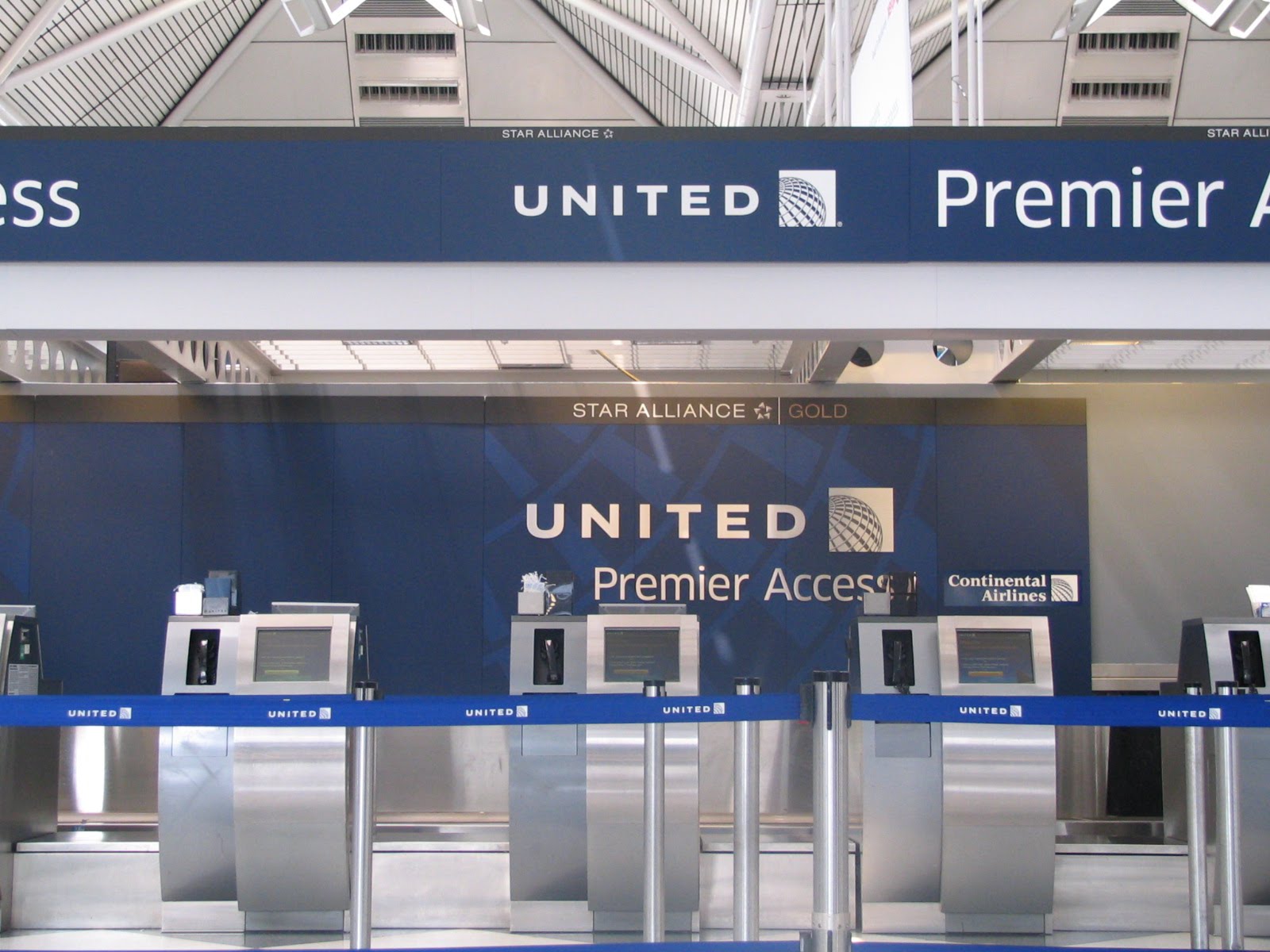 premiere-travel-services-united-premier-access-saves-time