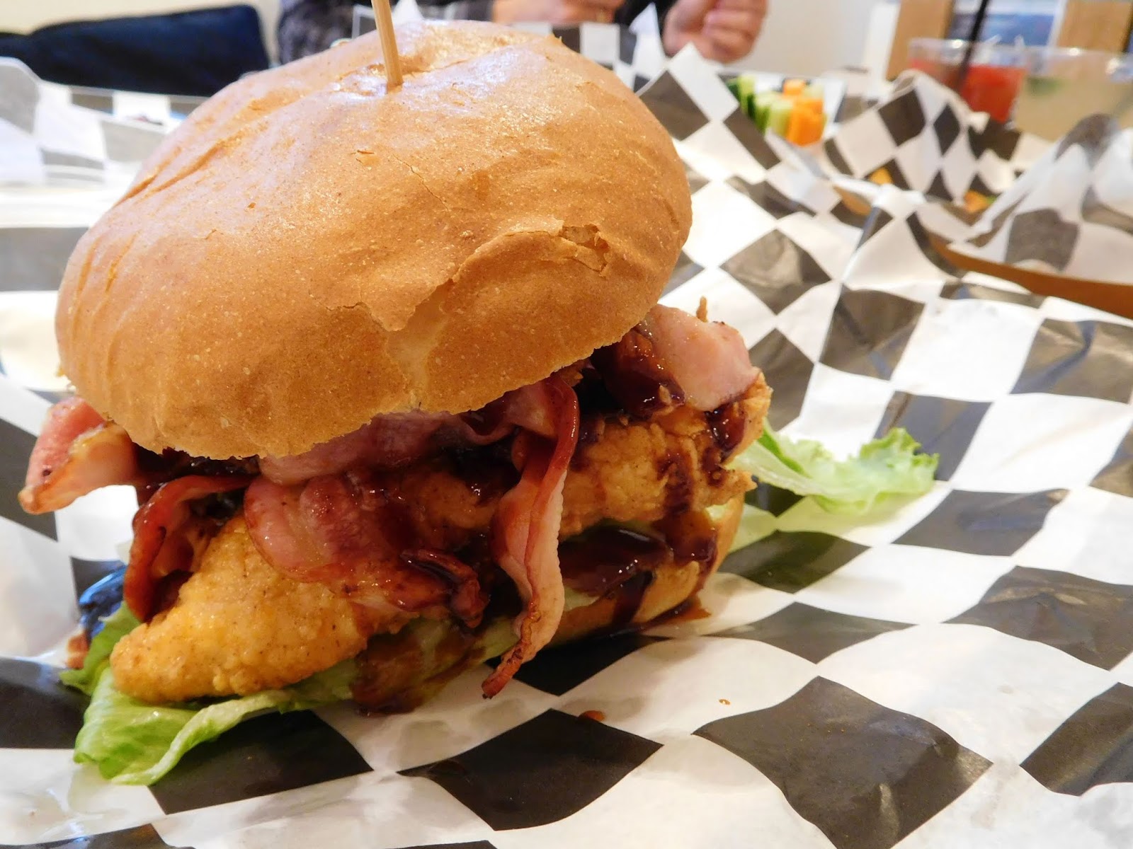 KURA BUFFALO WINGS O kura co za smak!