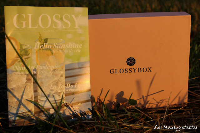 Glossybox de juin 2015 Hello Sunshine - Les Mousquetettes©