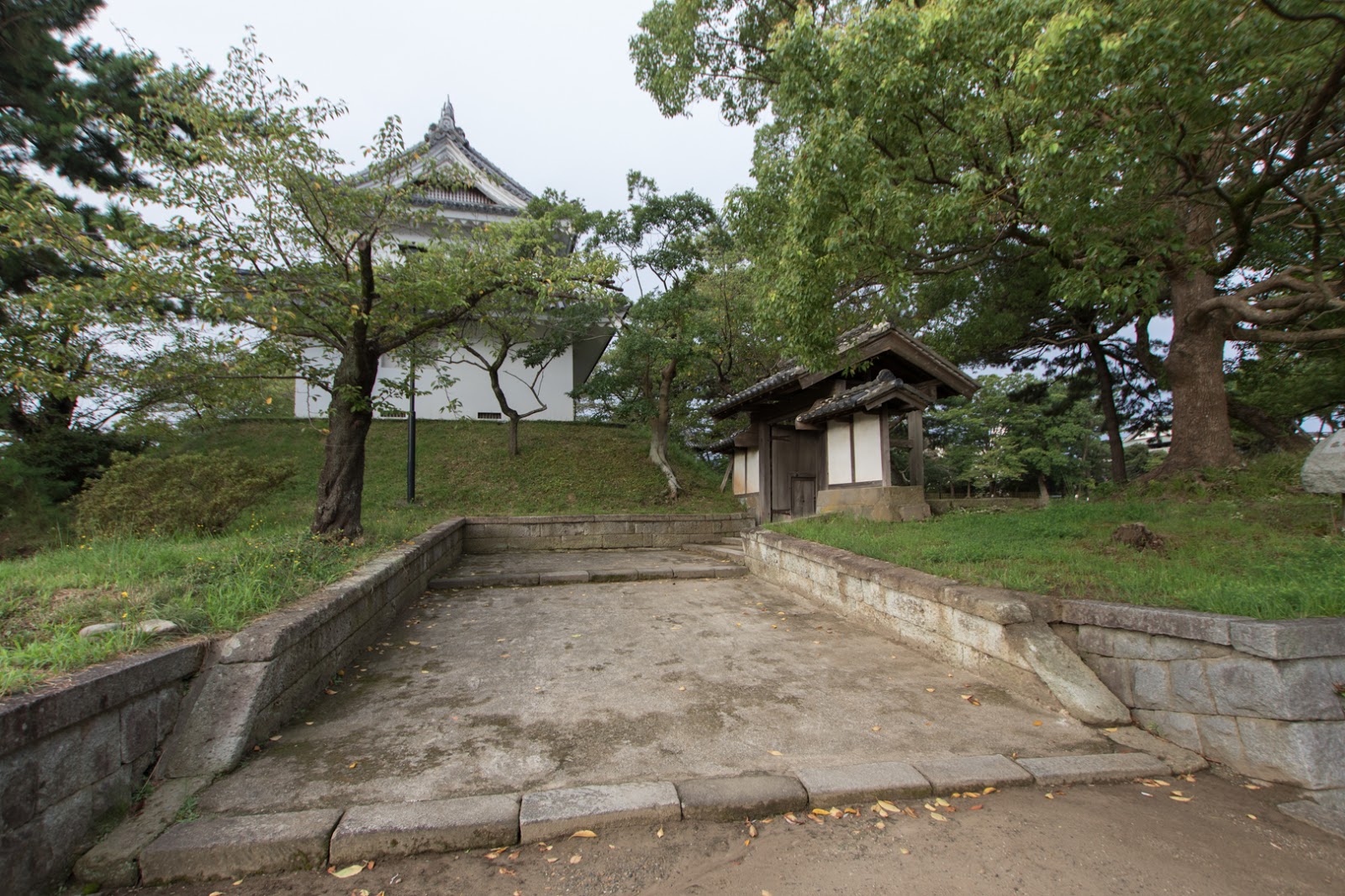 Tsuchiura Castle Castle with original gates and water moats Ken's