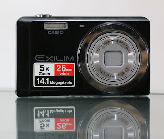 Kamera Casio Exilim 14.1 MegaPixels