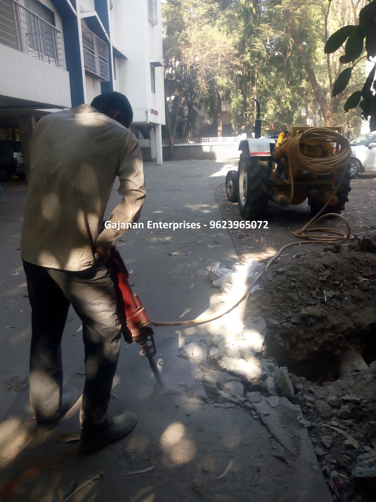 Tractor Compressor Breaker Tractor Compressor Breaker On Rent