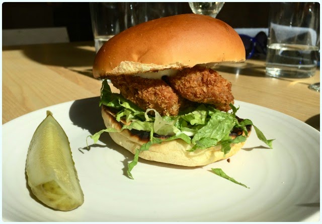 Common, Manchester - Chicken Burger