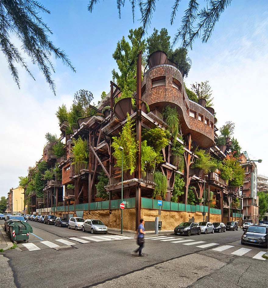 complejo de apartamentos en Italia con muchos árboles