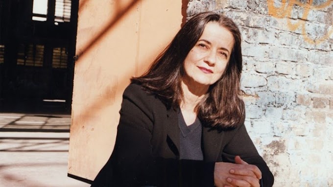 Το ξέσπασμα της Ελένης Καραΐνδρου: Στα χέρια της μετριότητας ο Εθνικός Ύμνος