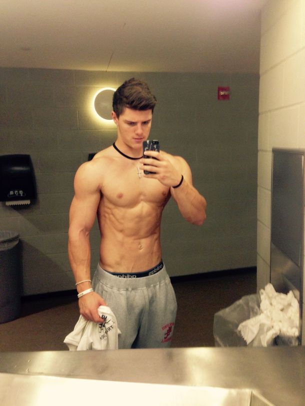 young-cocky-straight-baited-bro-shirtless-commando-body-teen-hunk-muscular-sexy-selfie