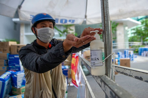 Thêm 16 ca mắc Covid-19 trong nước và 4 người nhập cảnh