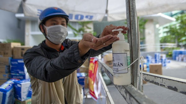 Thêm 16 ca mắc Covid-19 trong nước và 4 người nhập cảnh