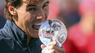 Rafael-Nadal-Champion-Rogers-Cup-2013