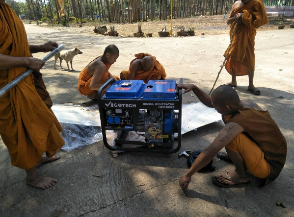 เครื่องปั่นไฟดีเซล 5,000 วัตต์ ราคาถูก ทน ใช้กับตู้เชื่อมไฟฟ้าได้