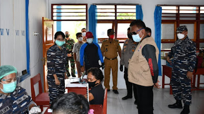 Gubernur Olly Bersama Forkopimda Pantau Vaksinasi di Kampung Bahari Nusantara di Desa Talise