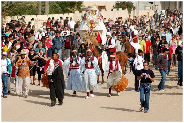 معلومات لا تعرفها عن جزيرة جربة الامازيغية بتونس وعن سكانها الامازيغ - تقرير مصور La-Jahfa-mariage-traditionnel-de-Djerba%2B%25281%2529