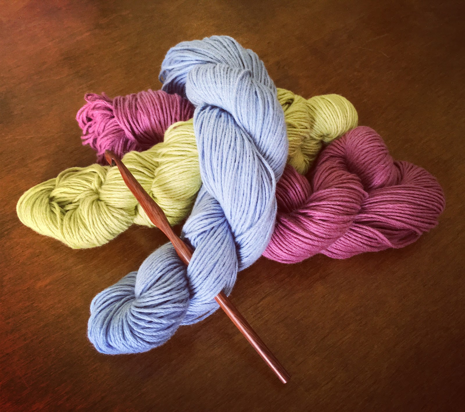 Rose Petal Tea Yarn & Roses