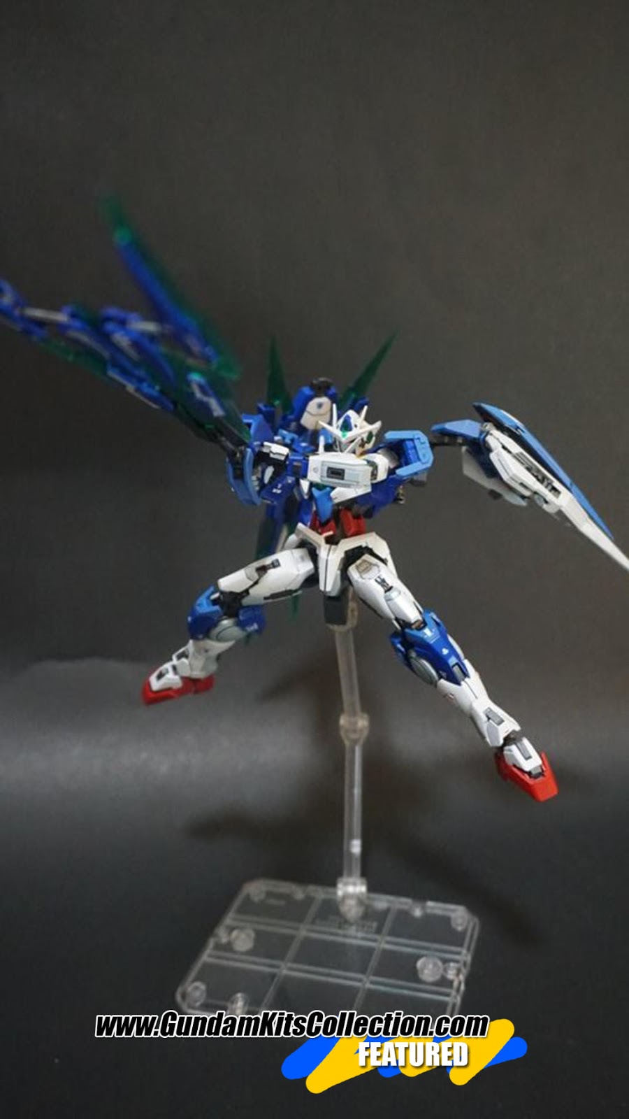 Custom Build: RG 1/144 00 Qan[T] Full Saber