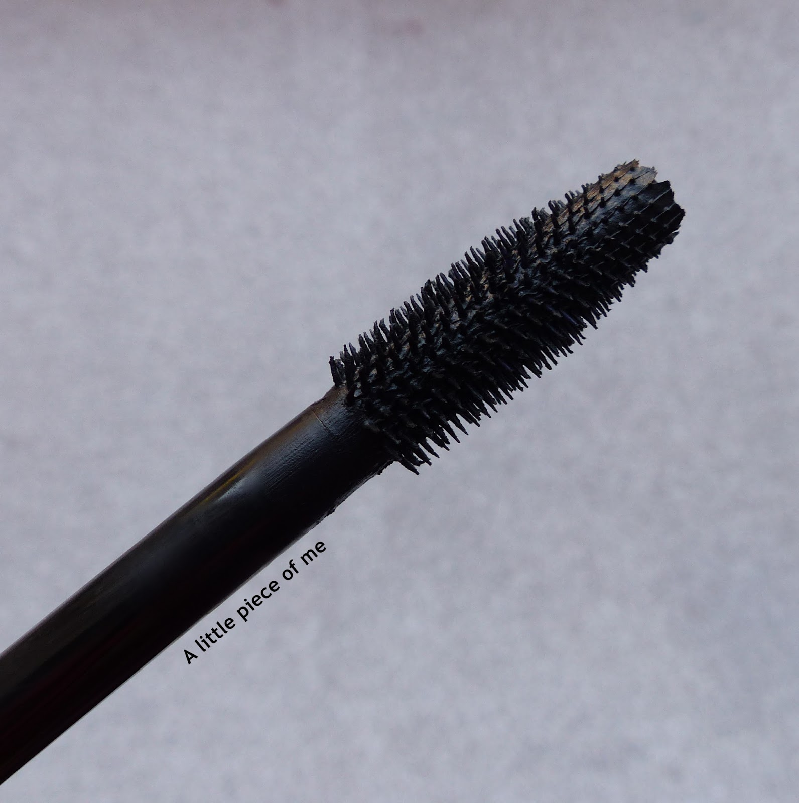 A little piece of me Max Factor False Lash Effect Mascara Review