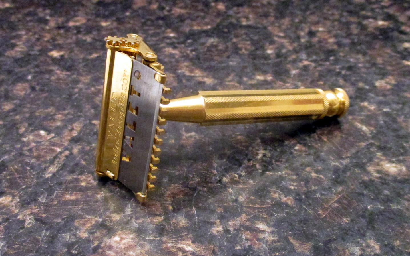 [Image: VB1_05.JPG]