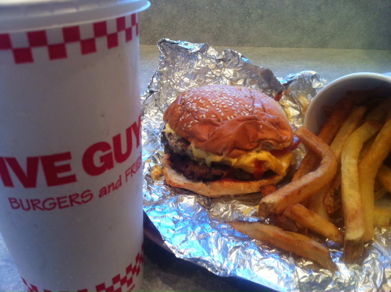 Average Joe Food Critic Looks Aren’t Everything Five Guys Burger