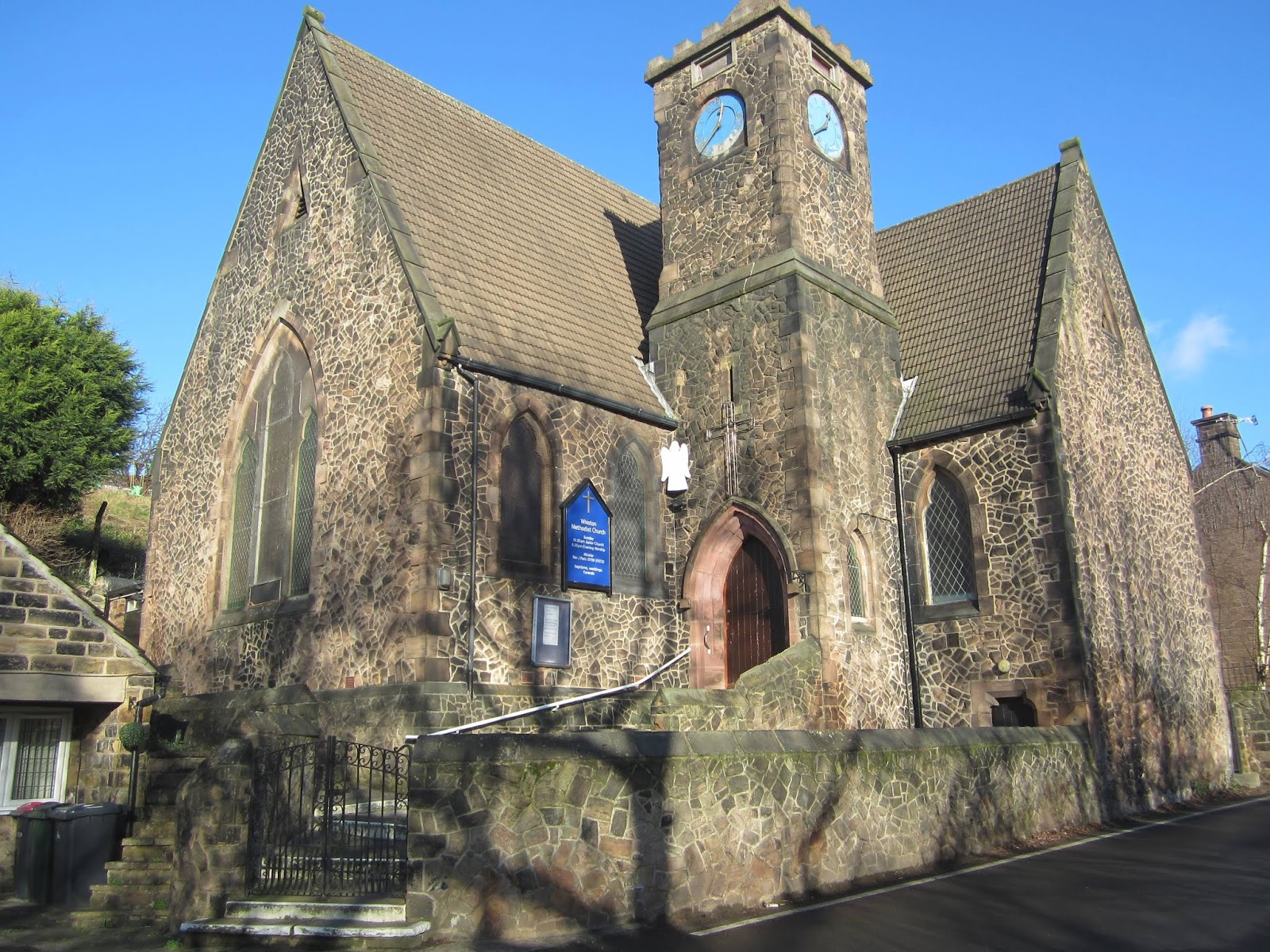 Walking The Peak LaughtonenleMorthen, Brampton en le Morthen