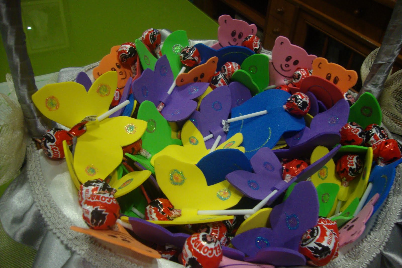 Cositas de Queca Regalitos de goma eva para bodas, bautizos