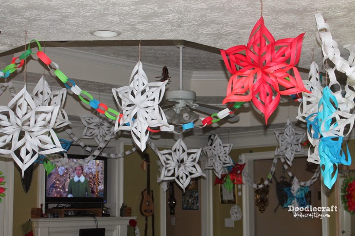 Deck The Halls With Paper 3d Snowflakes And Paper Chains