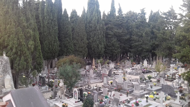 Cimiteri di Ortona pronti per la commemorazione dei defunti